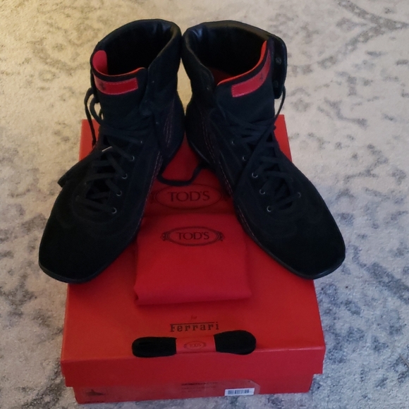 Tod's Ferrari Boots - Picture 6 of 11